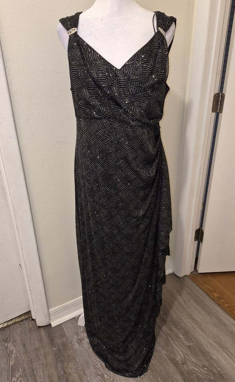 R&M Richards Glitter Mesh Rhinestone Embellished V-Neck Evening Dress